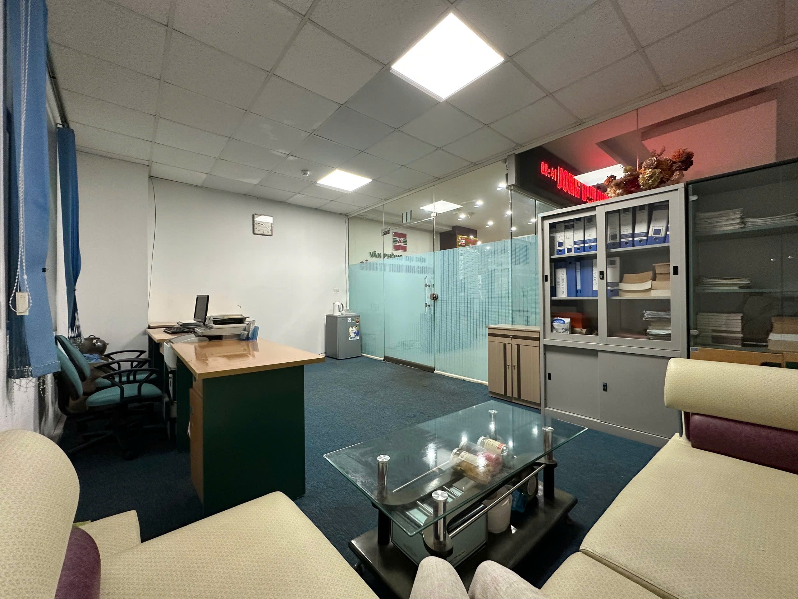 MỜI THUÊ NGAY VP 22M2 GIÁ RẺ, ĐẸP TRUNG TÂM THÁI HÀ. LH 0929236669 4