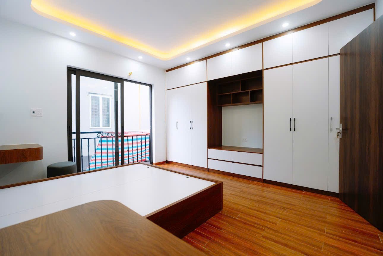 Nhà 60m2 cạnh trường tiểu học TT Phùng, Đan Phượng. Nhà 4 ngủ full nội thất sân chơi riêng 4