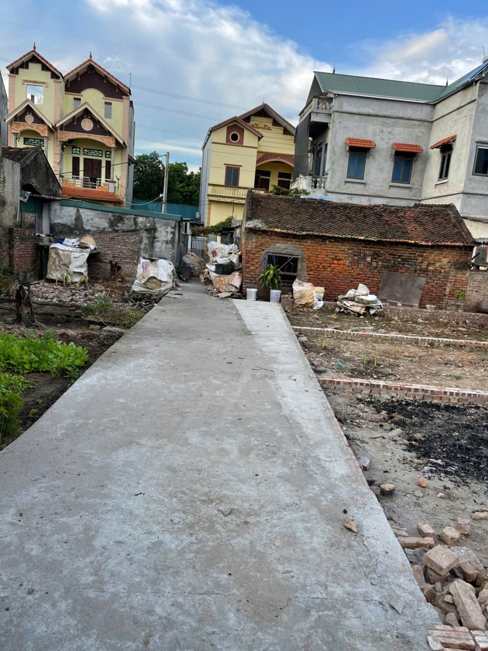 Đất đẹp ngay gần hồ điều hòa, giá chỉ nhỉnh tỷ, đất cực đẹp: 0835459289