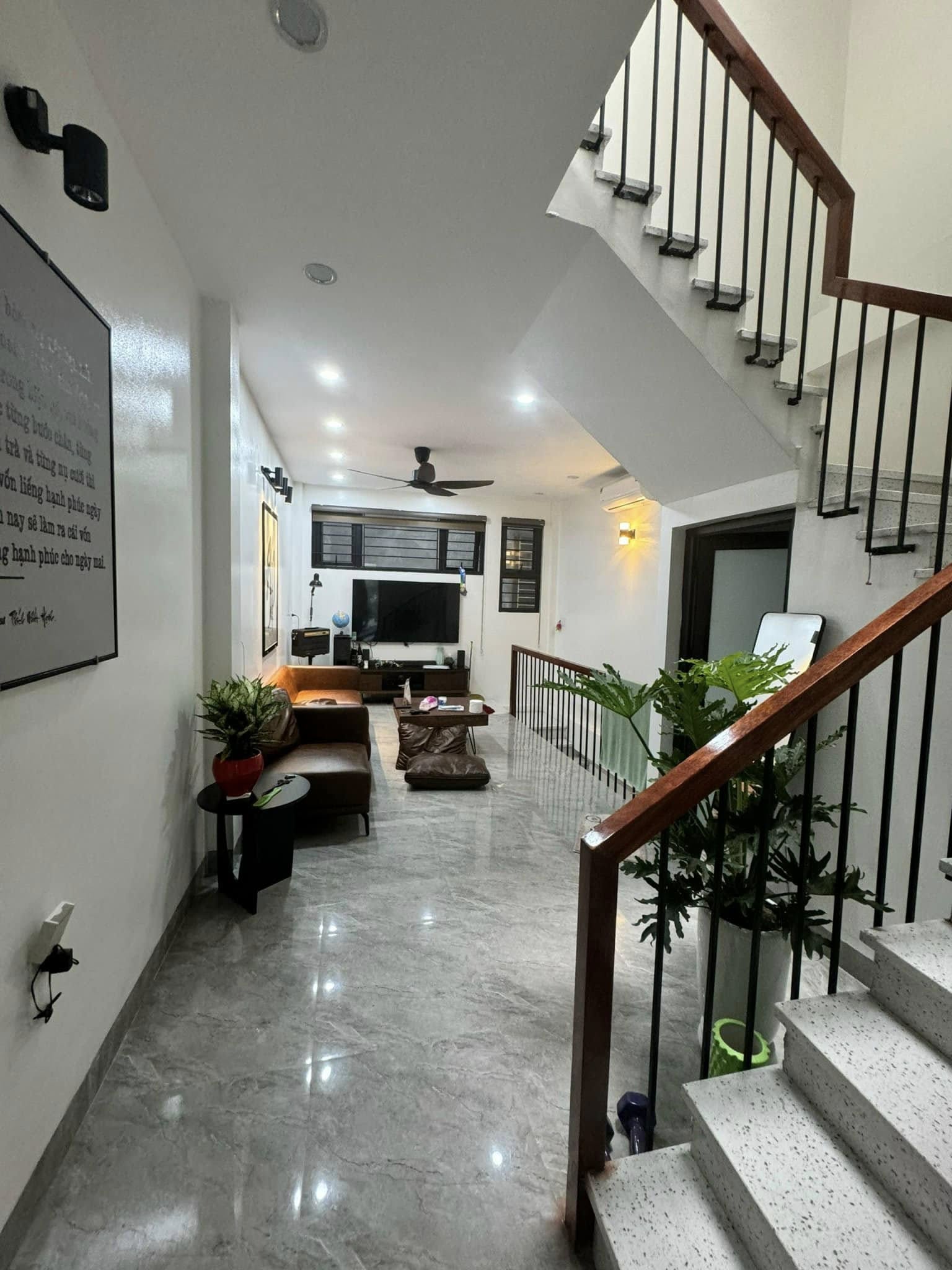 BÁN NHÀ NGUYỄN XIỂN THANH XUÂN, PHÂN LÔ  OTO TRÁNH VỈA HÈ KINH DOANH, 48M 5 TẦNG, 17.X TỶ 3