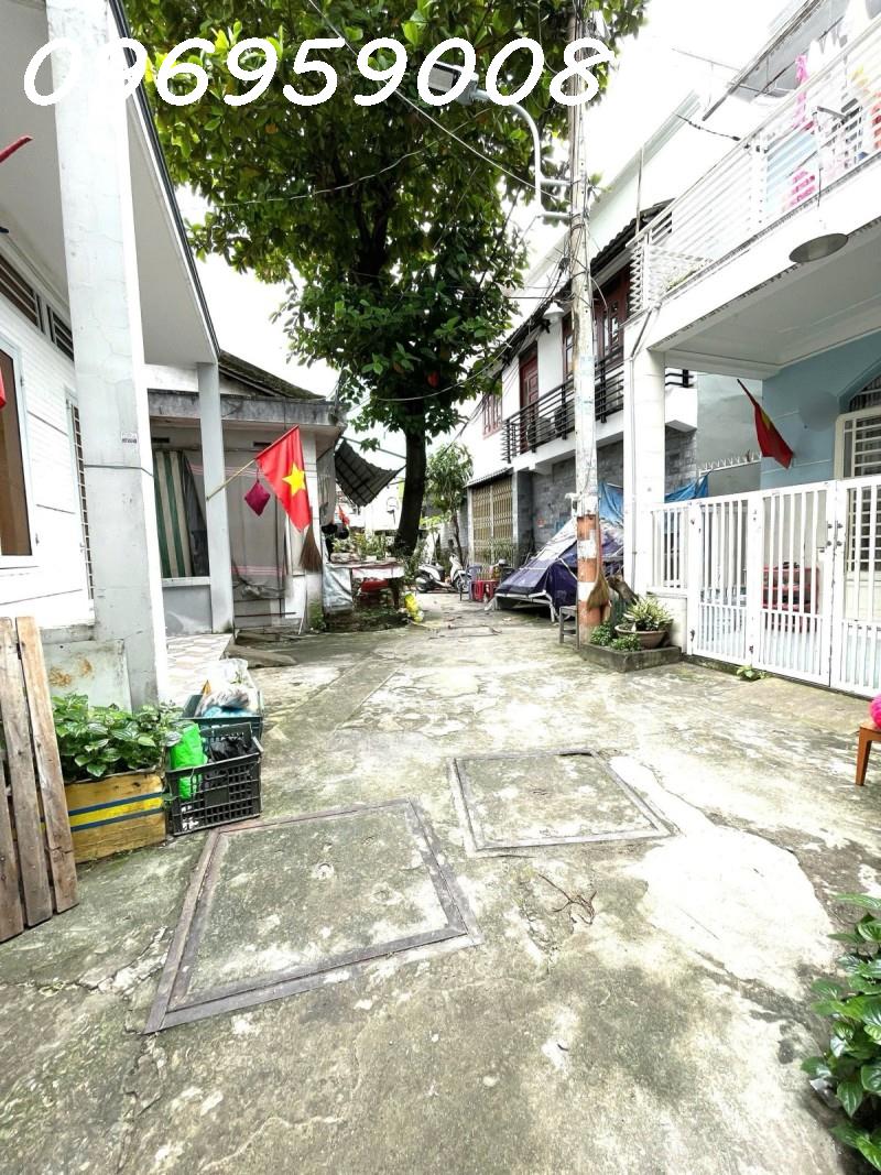 Nhà hẻm Sơn Kỳ Tân Phú 30m2 2 tầng gần chợ,  Sổ Hồng chính chủ chỉ 3 tỷxx 2