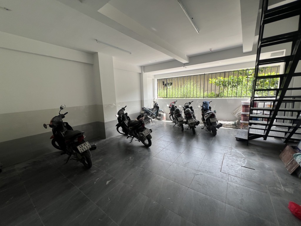 CHDV 5 TẦNG – OTO ĐẬU TRƯỚC CỬATHU NHẬP KHỦNG 800TR/NĂM – BÙI VĂN BA, Q7 3