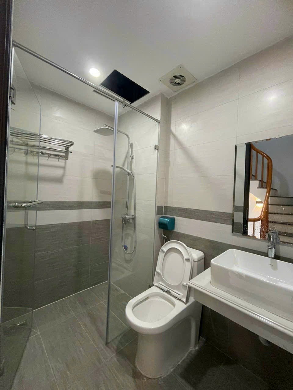 Bán nhà riêng 48m2 Đồng Tháp, Đan Phượng. Xây đơn lập 4 tầng, 4 ngủ. Ngõ thông Ôtô dừng đỗ 5