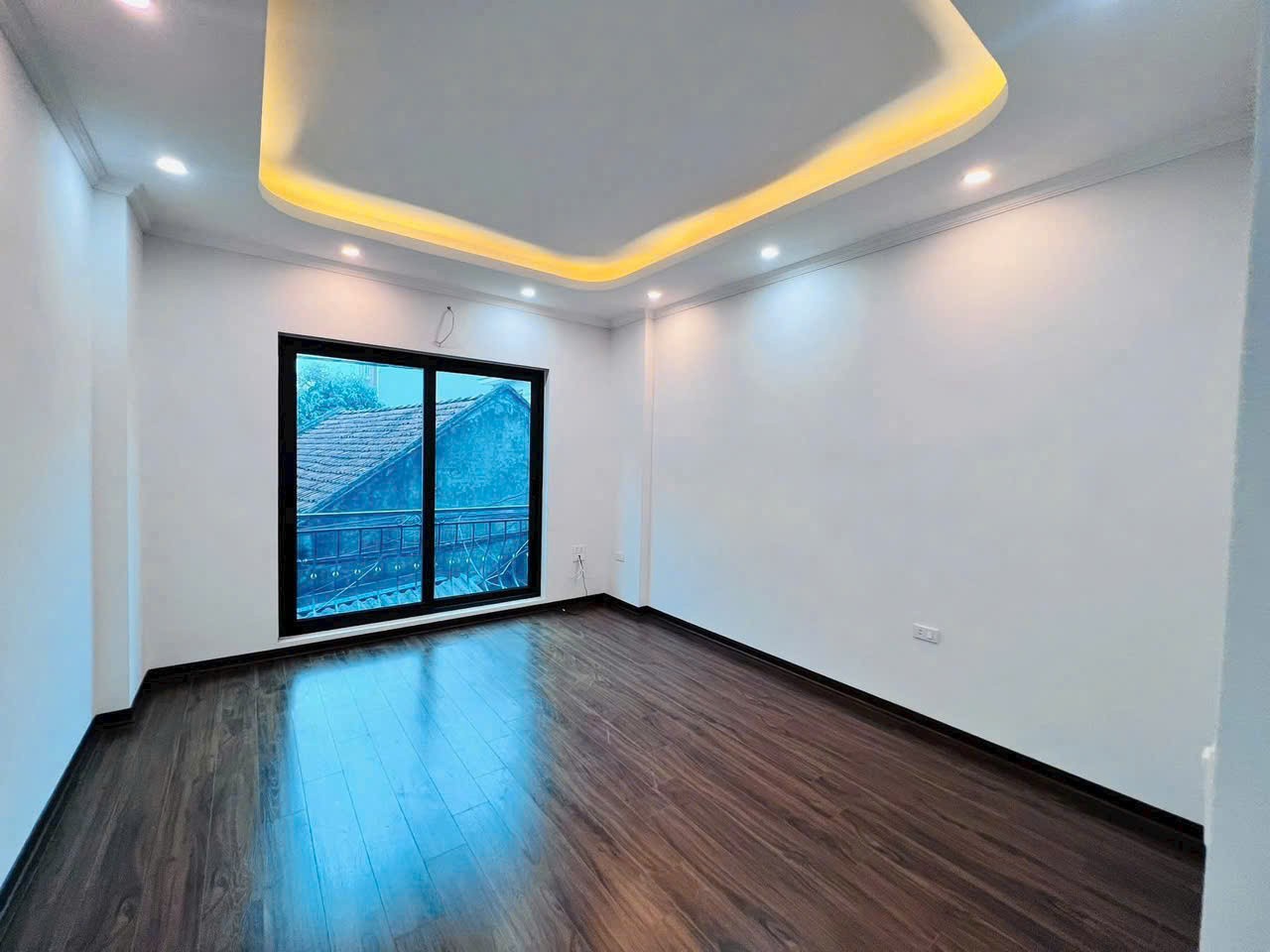 Bán nhà Kim Chung, Hoài Đức 33M 5 Tầng, 3 ngủ, 2 mặt thoáng, ô tô đỗ cửa giá 5.2 tỷ 5