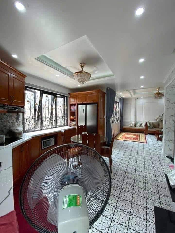 HOÀNG HOA THÁM TÂY HỒ-NHÀ ĐẸP Ở NGAY-MẶT NGÕ-50Mx7T THANG MÁY-LÔ GÓC-ÔTÔ ĐỖ CỬA 4