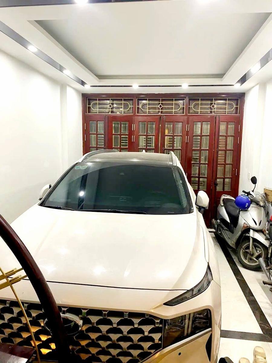 Phân lô Cầu Giấy, gara ô tô, ngõ thông kinh doanh, 75m, 25 Tỷ 5