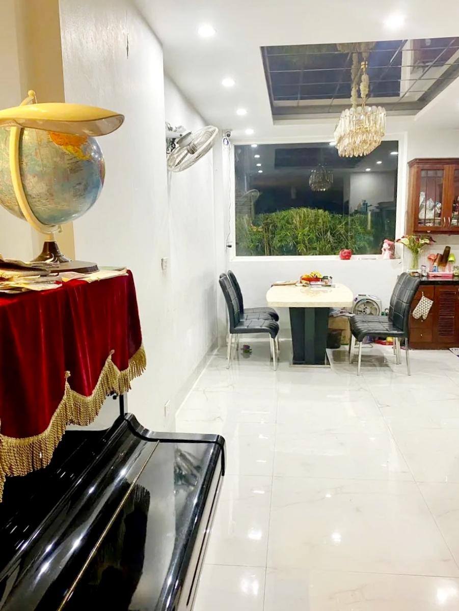 NHÀ PHÂN LÔ CẦU GIẤY - Ô TÔ TRÁNH, NGÕ THÔNG ,2 MẶT TIỀN  ĐỀU Ô TÔ KINH DOANH - TRẦN QUỐC HOÀN 4