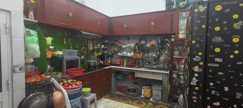 Bán nhà đường 168, Phước Long A, Q.9. TP HCM. DT 85m2, 3 tầng, SH, giá 6.6 tỷ. 3