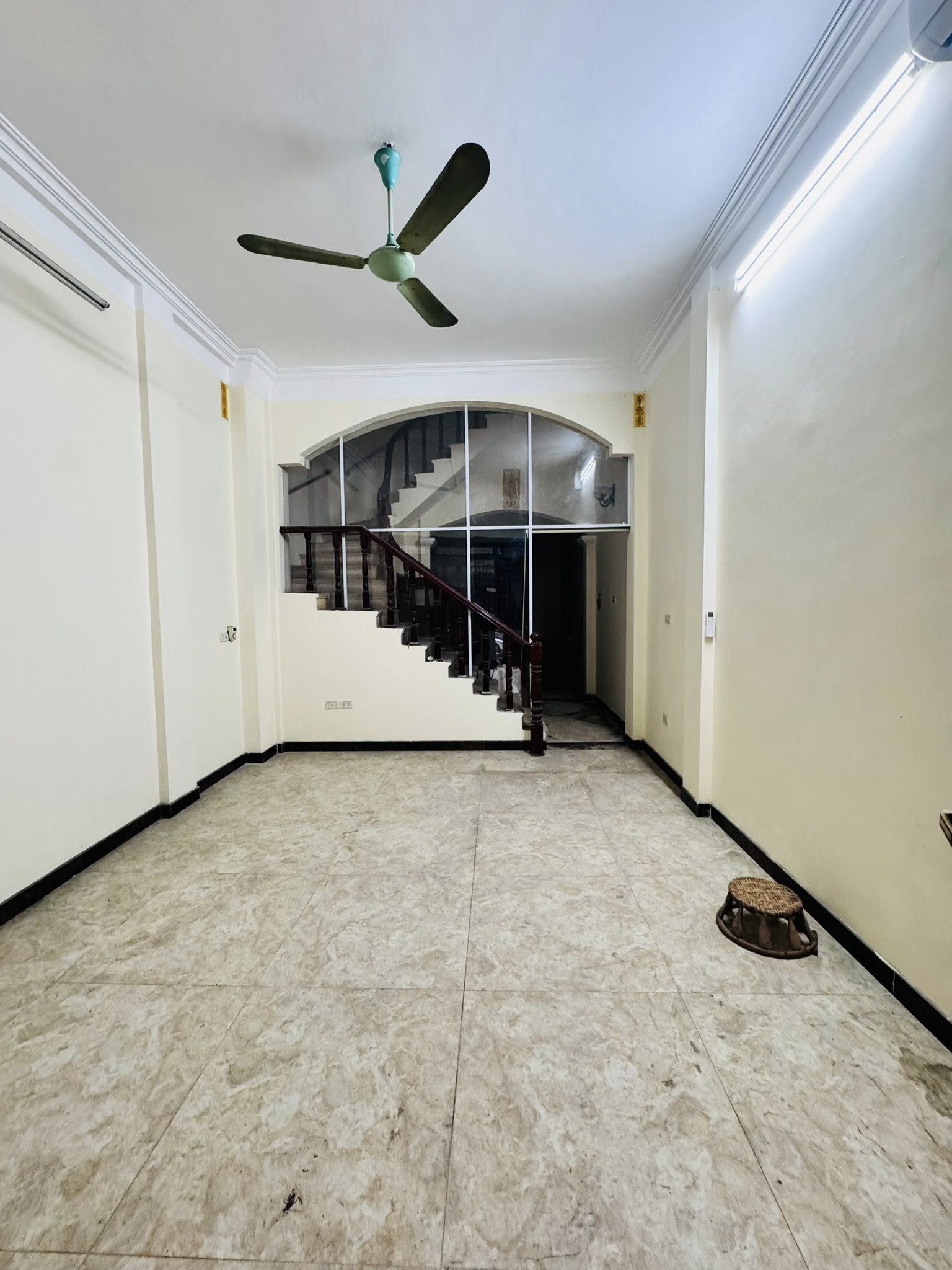 BÁN GẤP NHÀ THANH XUÂN, GẦN PHỐ, PHÂN LÔ OTO TRÁNH, KINH DOANH, VP, 55M2 4 TẦNG, 20.X TỶ 5