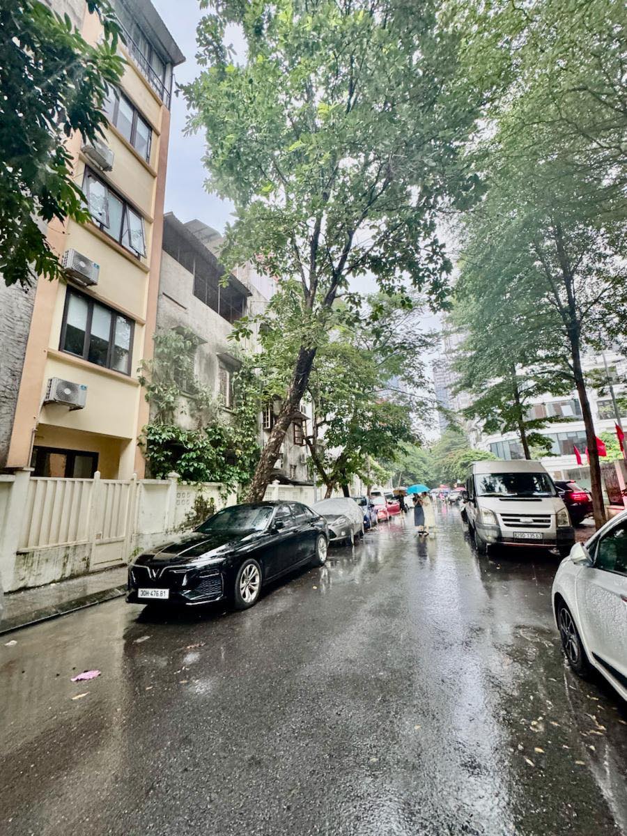 Tòa sát 90 Nguyễn Tuân, 2 mặt thoáng, 3 ô tô tránh, 60m, 18.9 Tỷ, 6 tầng thang máy 5