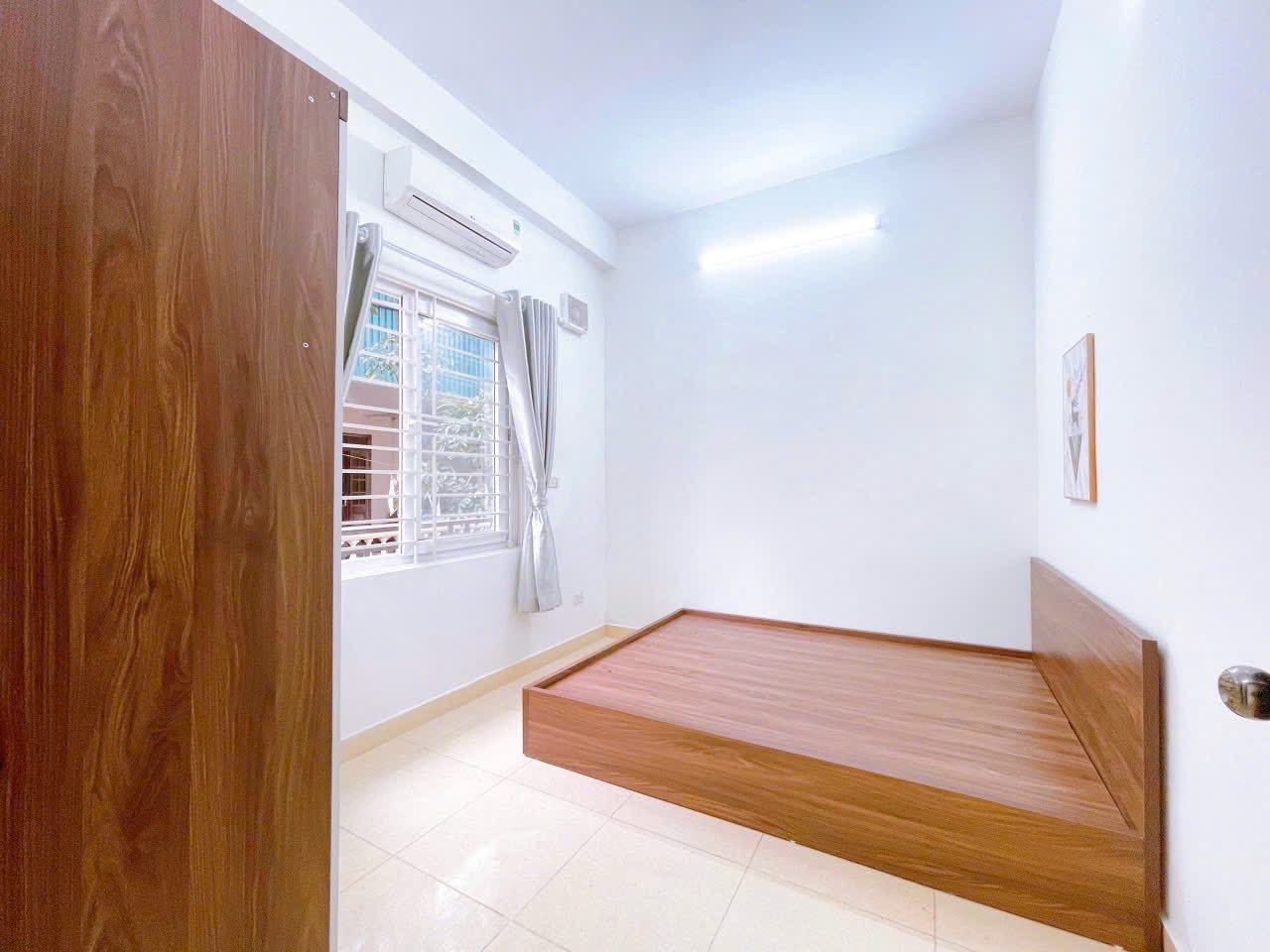 BÁN NHÀ QUAN NHÂN THANH XUÂN, PHÂN LÔ OTO TRÁNH VỈA HÈ KINH DOANH, 43M2 4 TẦNG, 17.X TỶ 4