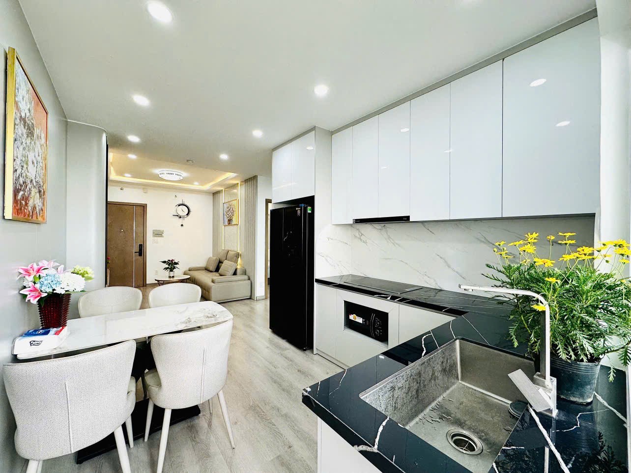 Chủ nhà đành lòng bán căn hộ 724 OC1A Mường Thanh Viễn Triều, giá chỉ 3 tỷ 099 triệu 7