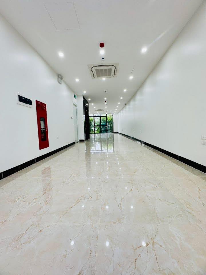 Tòa Văn Phòng Mới Cực Đẹp Mặt Phố 8 Tầng 1 Hầm 78 Tỷ  View Hồ Ngọc Khánh 4