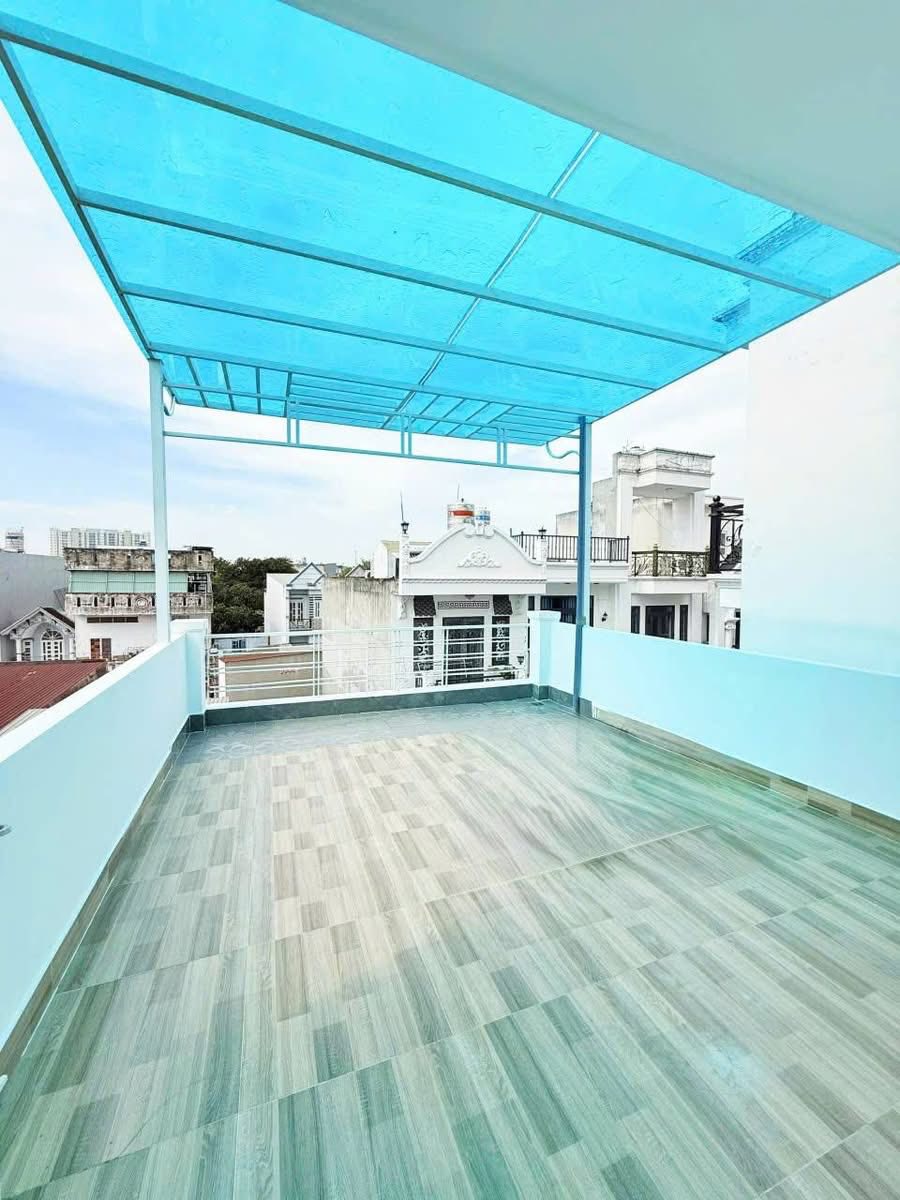 ĐẲNG CẤP NHÀ PHỐ 4 TẦNG BTCT Ô TÔ NGỦ TRONG NHÀ, FULL NỘI THẤT. GẦN CHỢ ĐÔNG QUANG HIẾP THÀNH Q12 5