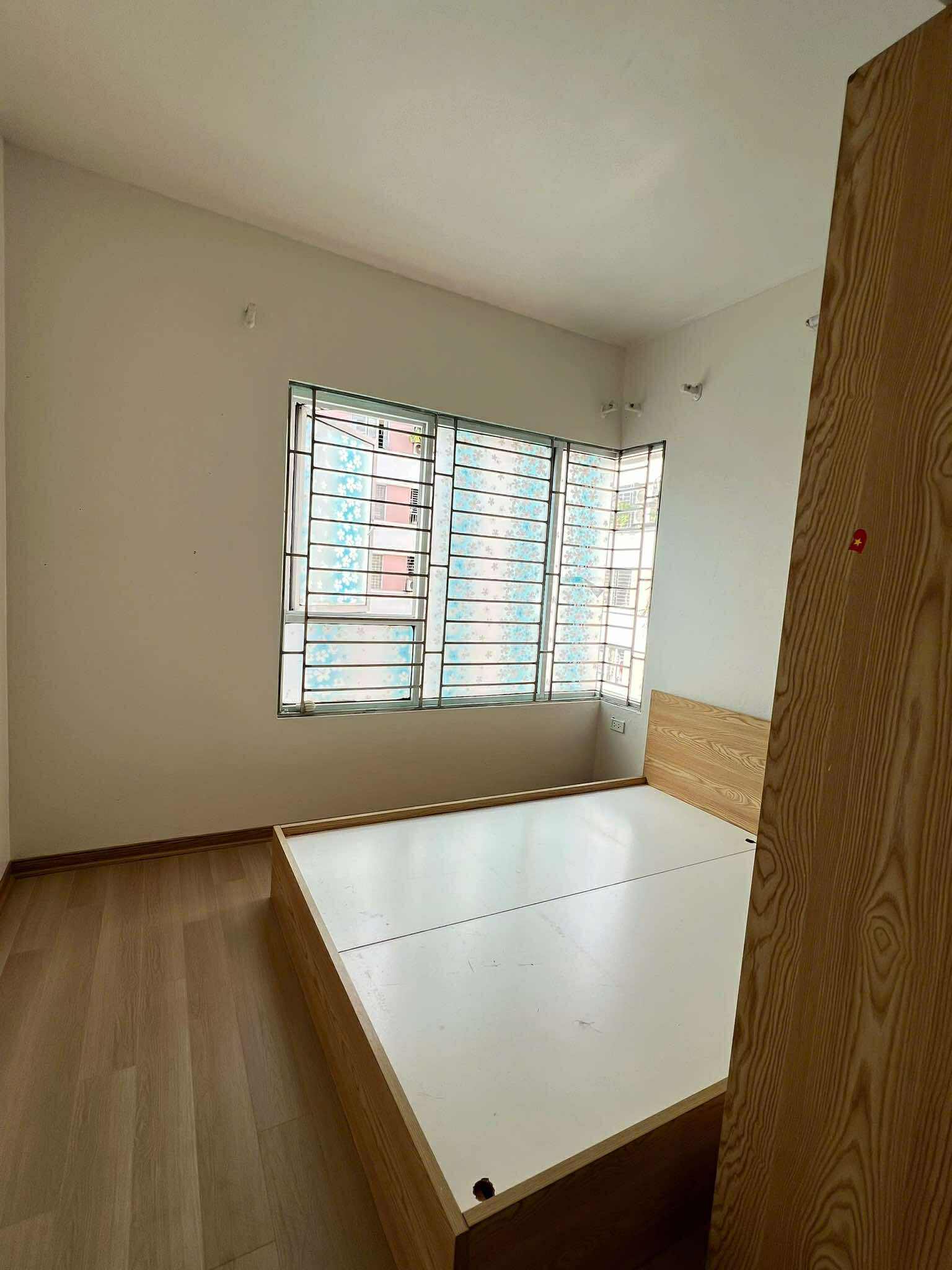 Bán nhanh căn 48m2 Đặng Xá, Tầng trung nhỉnh 2.5 tỷ. LH: 0379483926