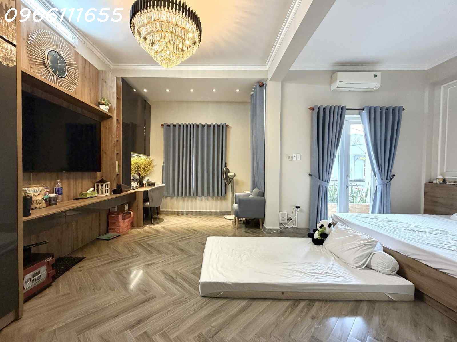 BÁN NHÀ VÕ THỊ SÁU- P.TÂN ĐỊNH- 113M2 (6.4x18) A4 - TRỆT, 3 LẦU, SÂN THƯỢNG - THÔNG ĐINH CÔNG 4