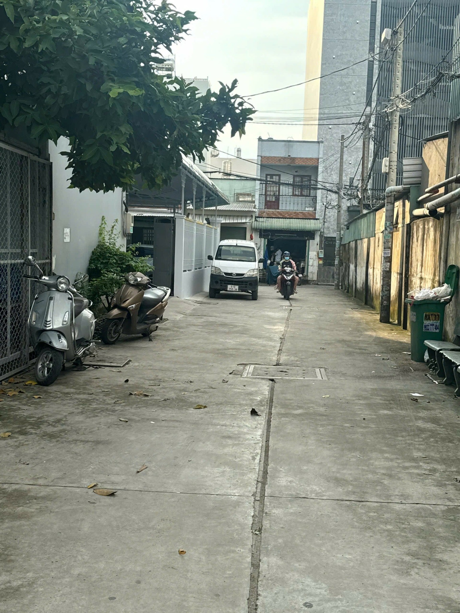 GIÁ RẺ GẦN AEON TÂN PHÚ HẺM 5M XE HƠI ĐỖ CỬA 32M2 (4X8), NHÀ C4 TIỆN SỬA, XÂY MỚI.