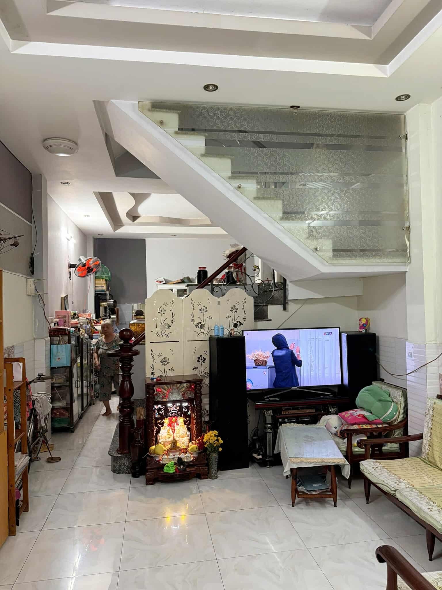 NHÀ ĐẸP KHU BIỆT THỰ 4 TẦNG BTCT 52M2, ĐƯỜNG 7M - Ô TÔ NGỦ NHÀ. HƯƠNG LỘ 2, BTĐA, BÌNH TÂN.