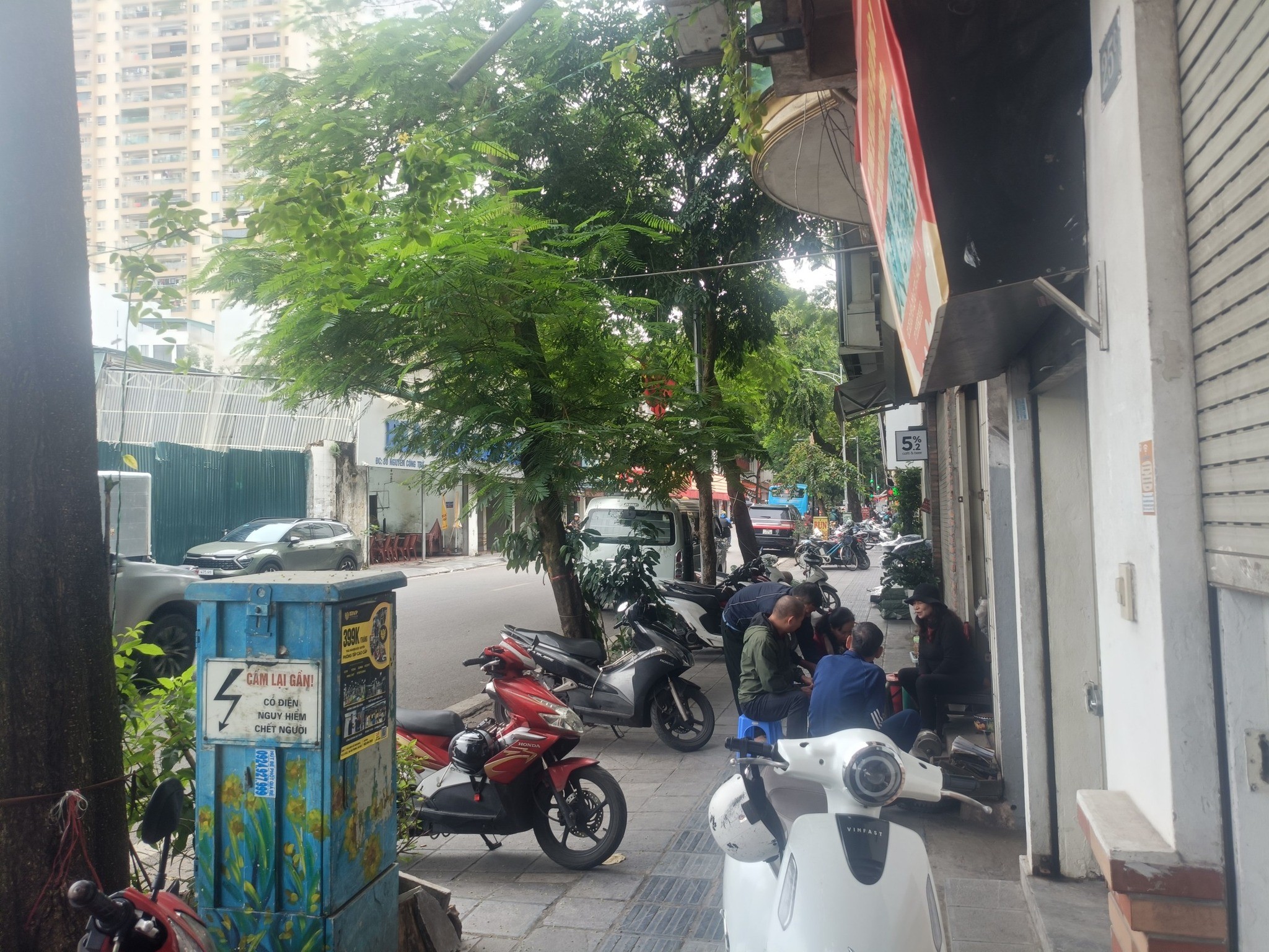 Siêu Phẩm 14.5 Tỷ Mặt phố Nguyễn Công Trứ 6 Tầng Vỉa hè Rộng Mặt Tiền 3.5M 2