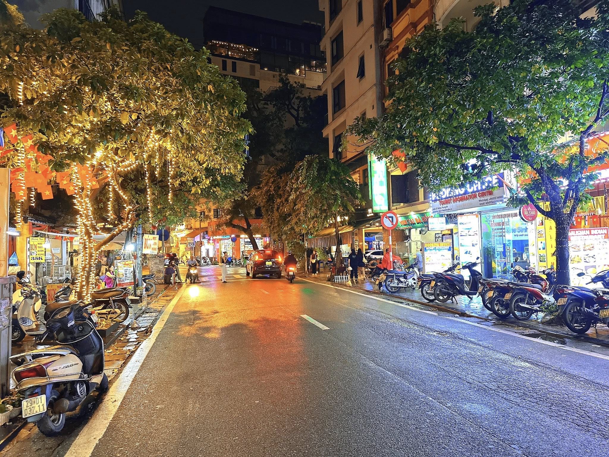 Nhà Sát Hồ Gươm Ngay Hàng Dầu – Hàng Thùng 4 Tầng MT 4M 67 Tỷ