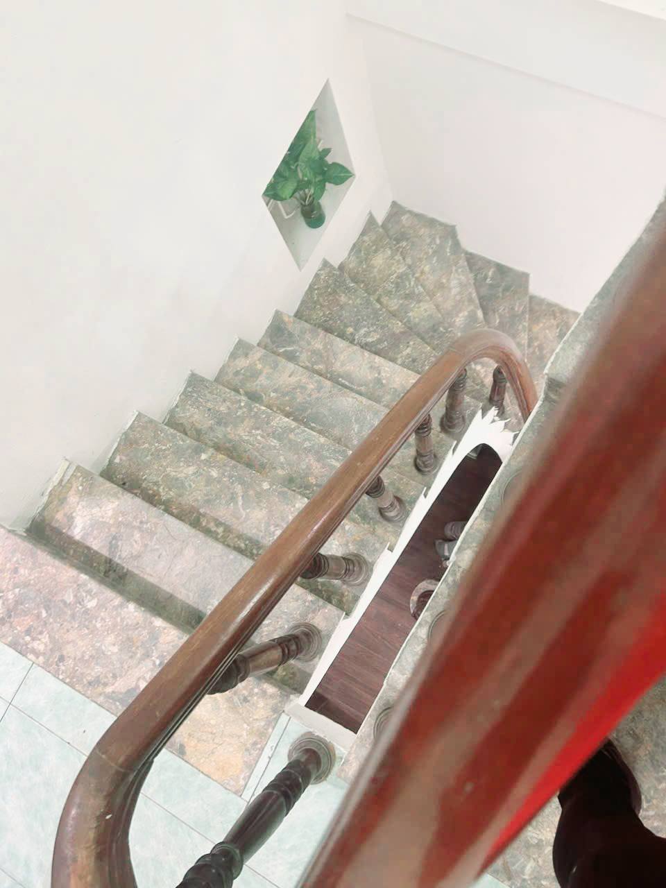 NHÀ DÂN XÂY-41M 4T-NGHĨA DŨNG BA ĐÌNH-MẶT NGÕ THÔNG-PHÂN LÔ-ÔTÔ QUA NHÀ-KINH DOANH 2