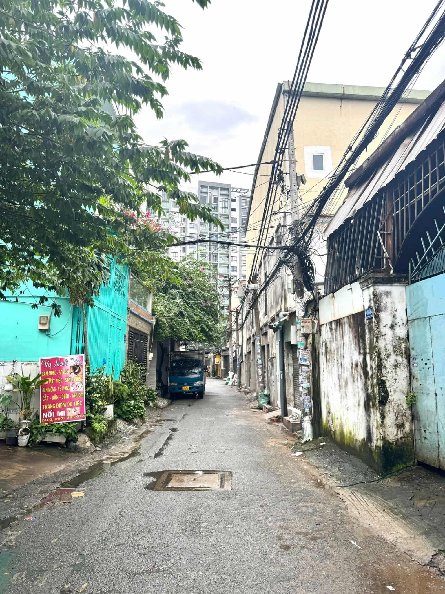 SIÊU VỊ TRÍ GẦN AEON TÂN PHÚ NHÀ CẤP 4, HẺM 6M Ô TÔ ĐỖ CỬA. 72M²(4x18) - BHH, BÌNH TÂN. 4