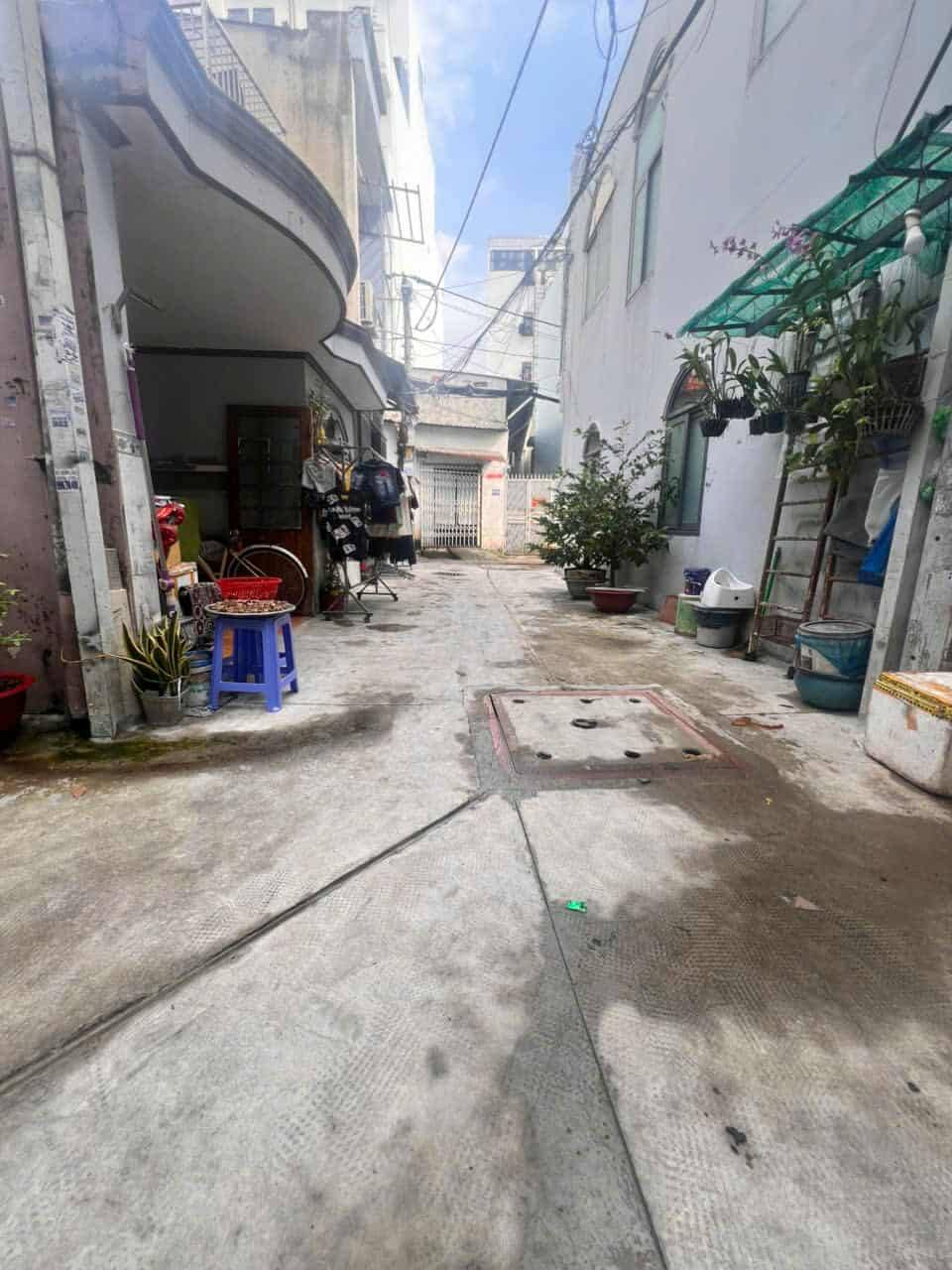 NHÀ 2 TẦNG GẦN AEON TÂN PHÚ 2 MẶT HẺM TRƯỚC SAU HXH ĐỖ CỬA. GIÁ RẺ  CHỈ 3,75 TỶ TL.. 5