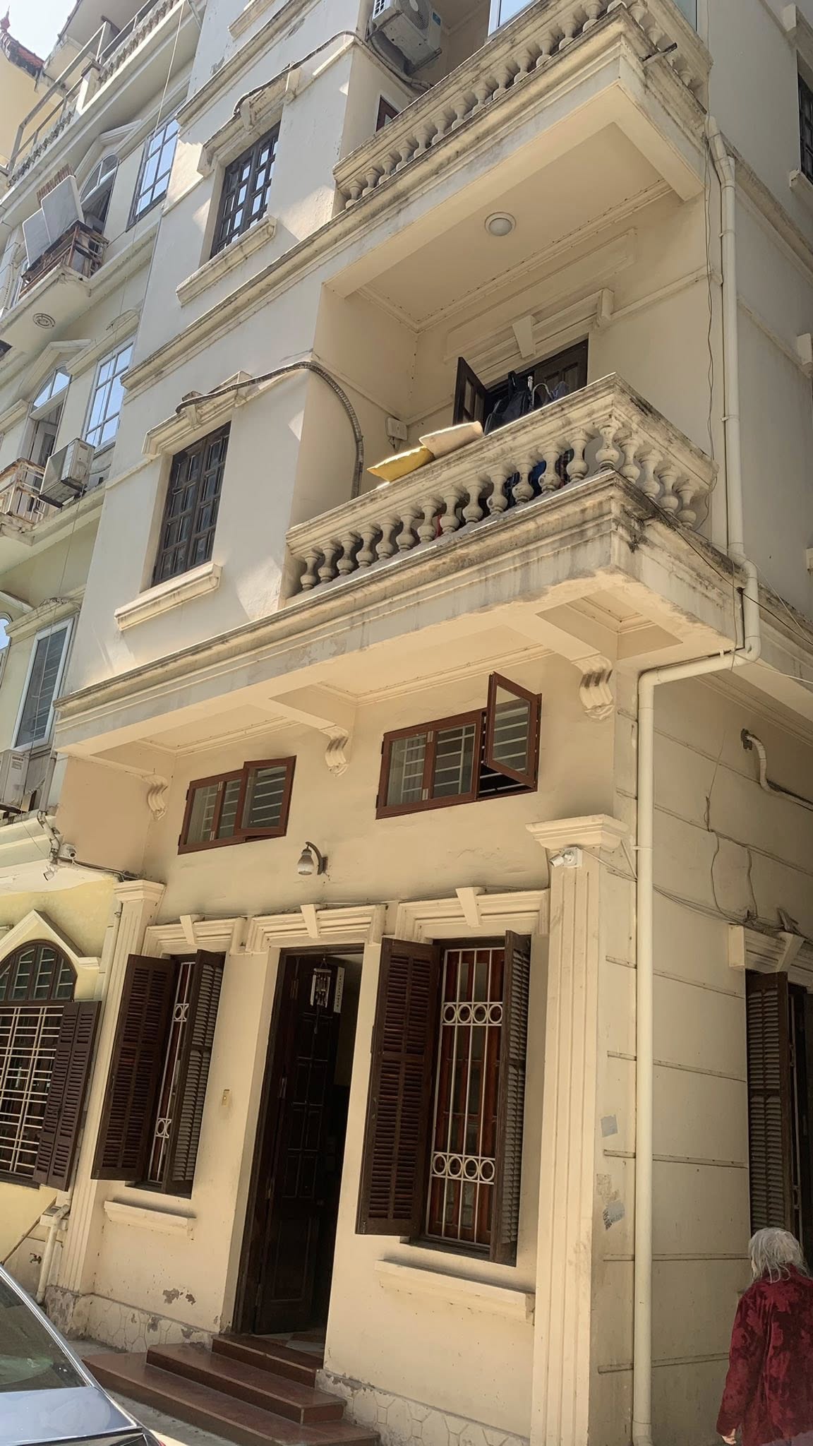 Bán Nhà Tuệ Tĩnh 1 Nhà Ra Phố 3 Thoáng MT 11M 4 Tầng 32 Tỷ