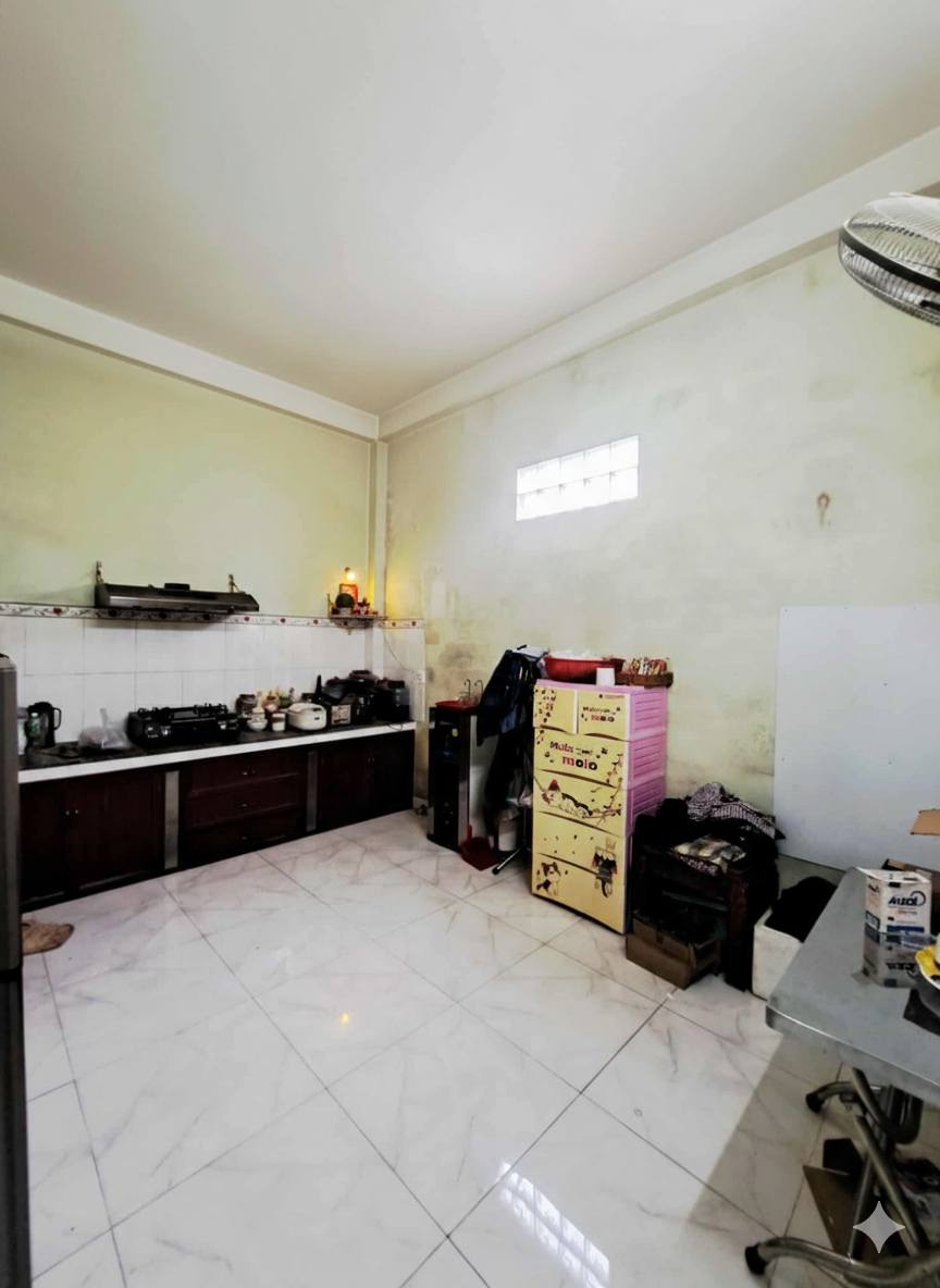 SIÊU PHẨM GIÁP TÂN PHÚ 2 TẦNG BTCT MỚI ĐẸP HẺM 4M THÔNG 51M² (4.7x11) BTĐ, BÌNH TÂN. 4