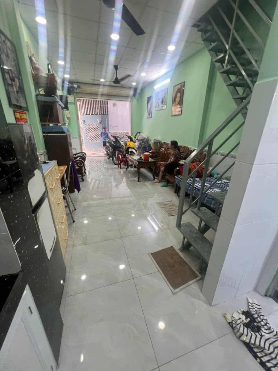 NHÀ 2 TẦNG GẦN AEON TÂN PHÚ 2 MẶT HẺM TRƯỚC SAU HXH ĐỖ CỬA. GIÁ RẺ  CHỈ 3,75 TỶ TL.. 2