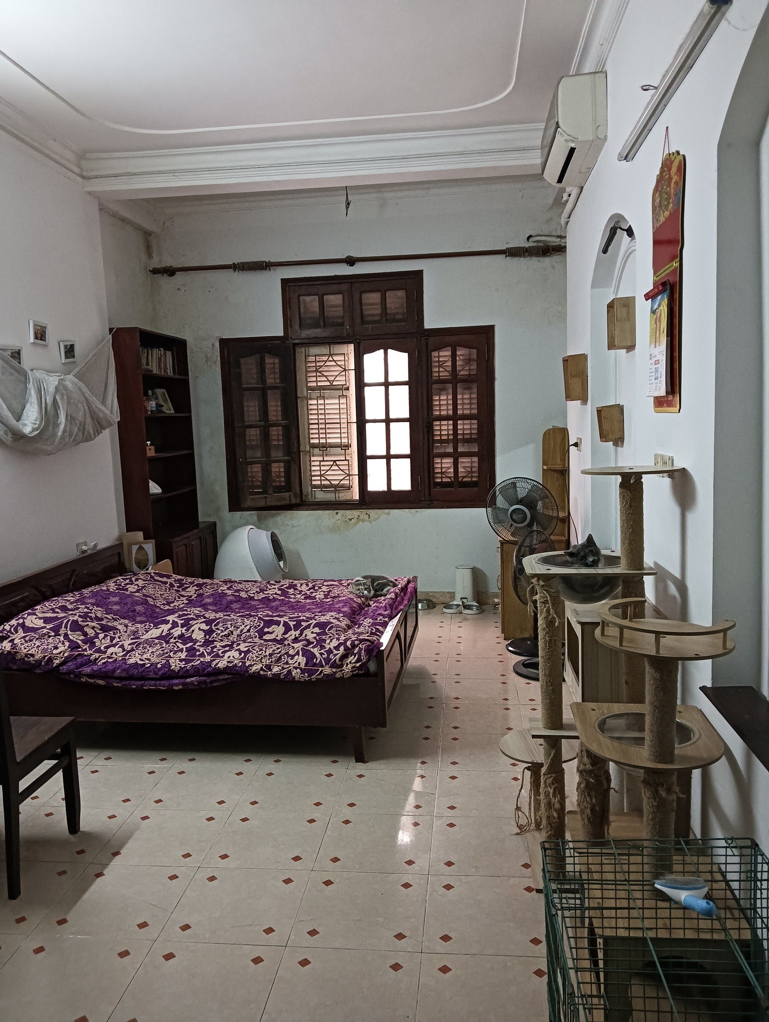 MẶT PHỐ GIẢI PHÓNG HOÀNG MAI-BÁN ĐẤT TẶNG NHÀ 3T 114M-VỈA HÈ RỘNG-KINH DOANH SẦM UẤT 2