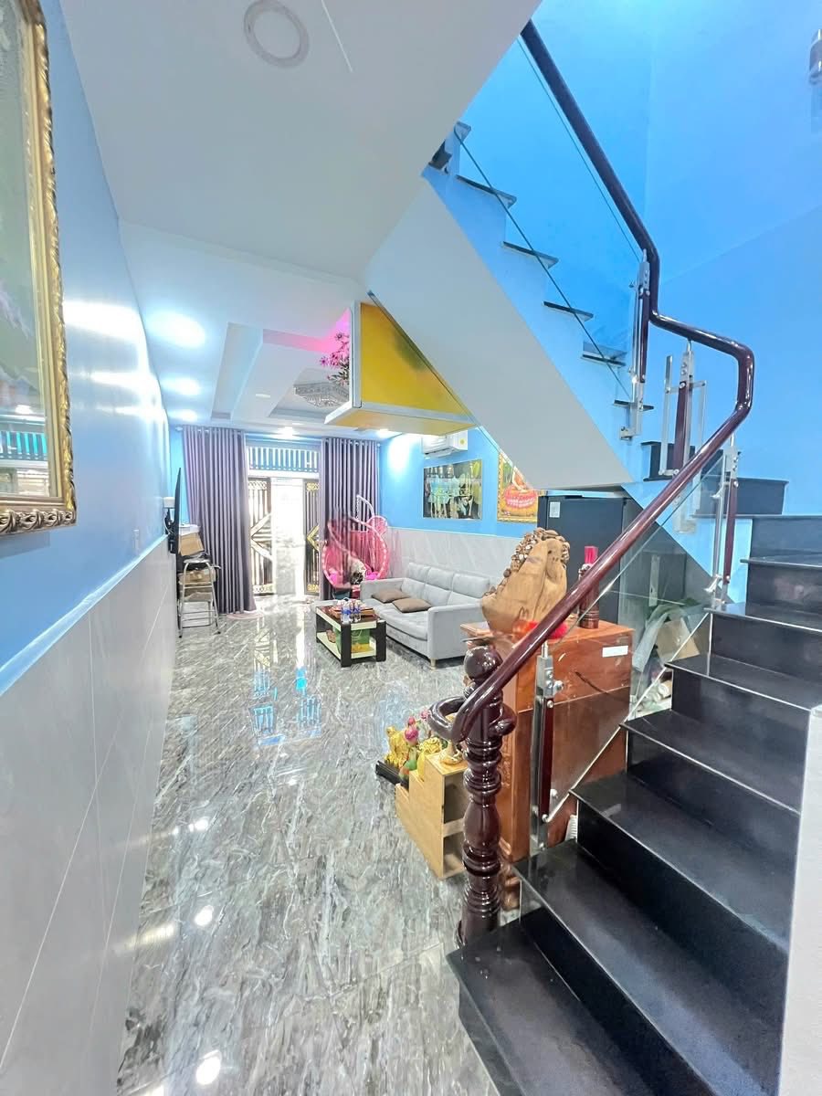 NHÀ 2 TẦNG BTCT 47M2, NGAY NGÃ TƯ NGUYỄN ẢNH THỦ VÀ TÔ KÝ. PHƯỜNG TRUNG MỸ TÂY, QUẬN 12. 2