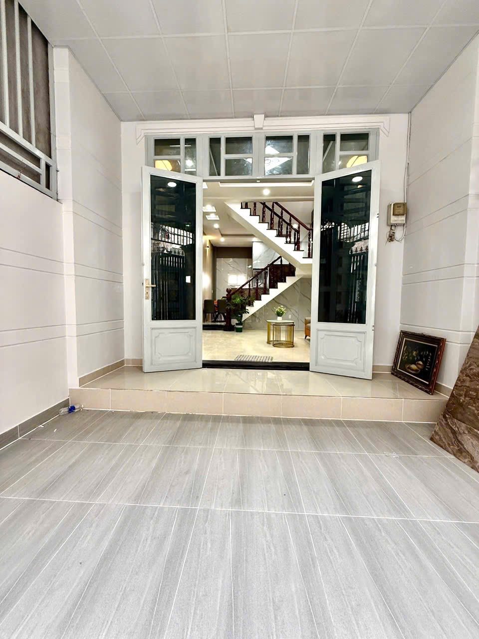 NHÀ 2 TẦNG MỚI ĐẸP 56 M2, KHU SẦM UẤT. HẺM XE HƠI MỘT TRỤC THẲNG ĐƯỜNG THỚI AN 13, PHƯỜNG THỚI AN,