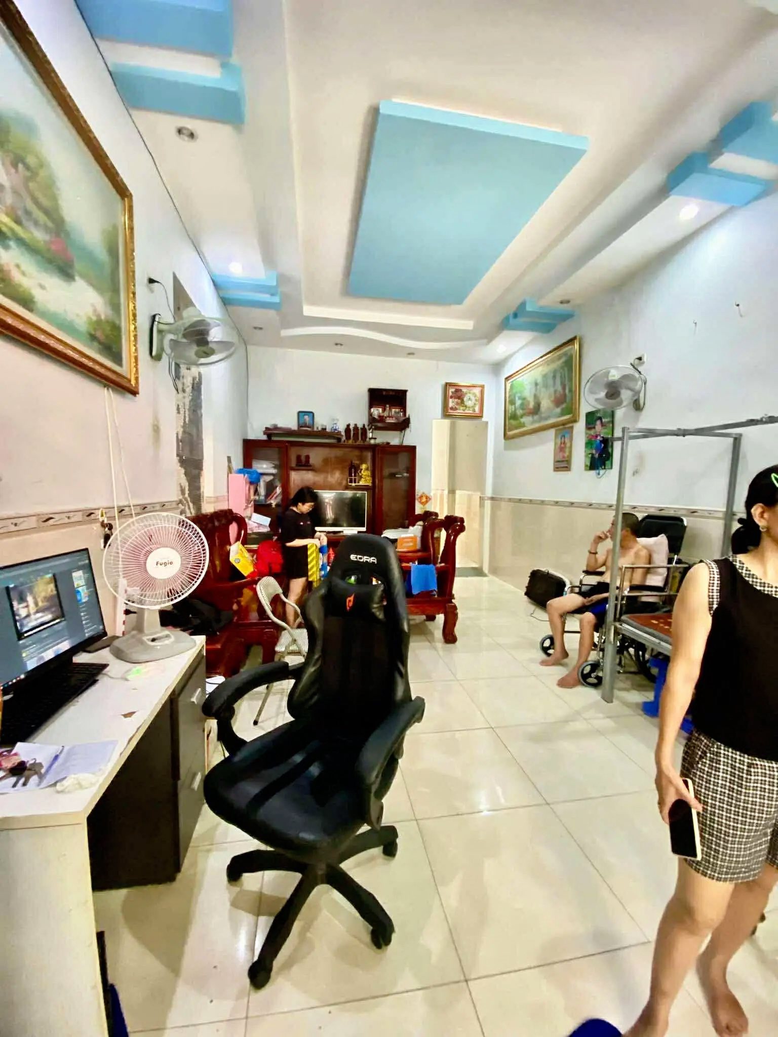 NHÀ CẤP 4 MỚI Ở NGAY SÁT HÃNG BIA HEINEKEN, ĐI BỘ RA SIÊU THỊ METRO - XE HƠI NGỦ NHÀ. HIỆP THÀNH 2