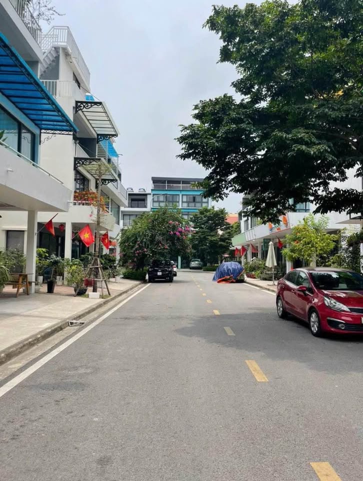 Cần bán Nhà mặt tiền Hạ Long, Quảng Ninh, Diện tích 76m², Giá 5.8 Tỷ 7