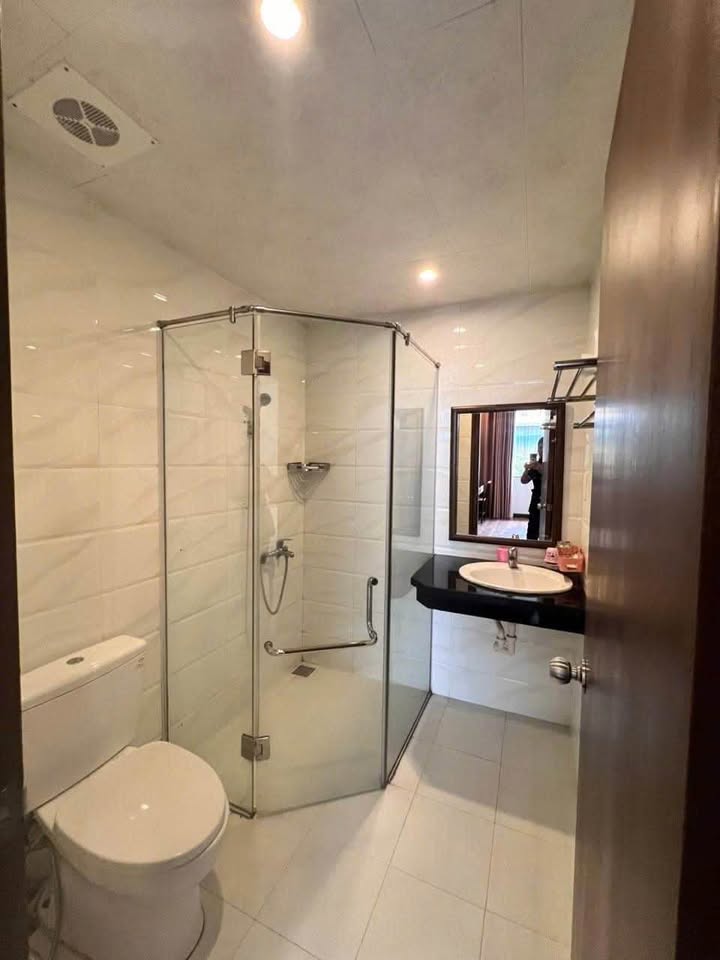 Cần bán Nhà mặt tiền Hạ Long, Quảng Ninh, Diện tích 76m², Giá 5.8 Tỷ 8