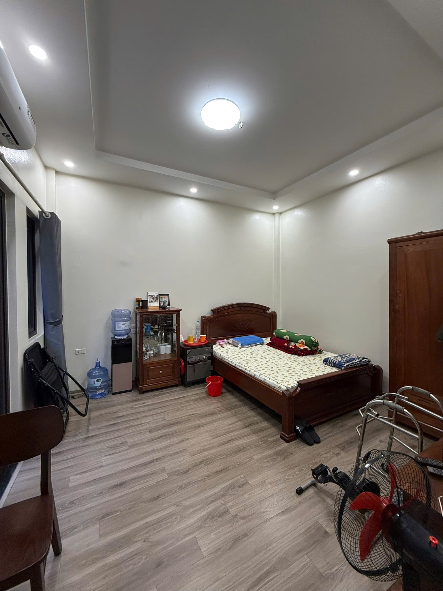 Cực Hiếm Lê Văn Hưu 6 TẦNG Mặt Tiền 6M 8.8 Tỷ Gần Phố Ngõ Rộng Thoáng 6