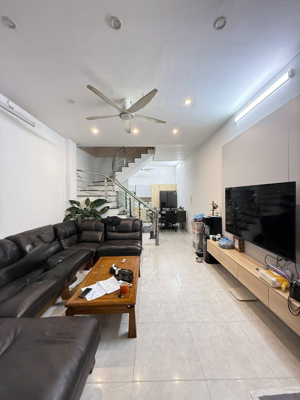 NHÀ 4T 51M-MẶT PHỐ LẠC NGHIỆP-MẶT TIỀN ĐẸP-VỈA HÈ RỘNG-KINH DOANH SẦM UẤT-Ở NGAY