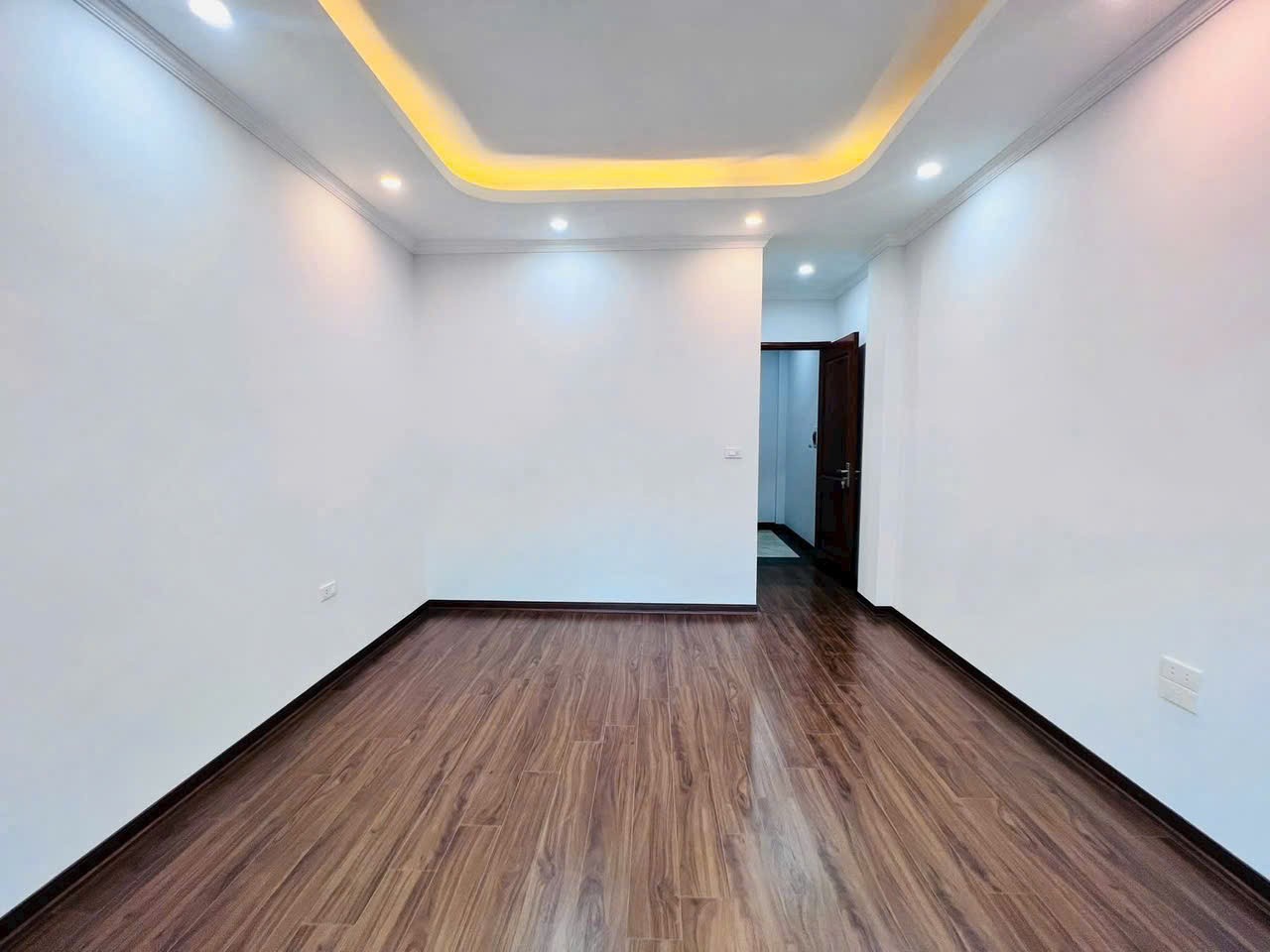 Bán nhà Kim Chung, Hoài Đức 33M 5 Tầng, 3 ngủ, 2 mặt thoáng, ô tô đỗ cửa giá 5.2 tỷ 6