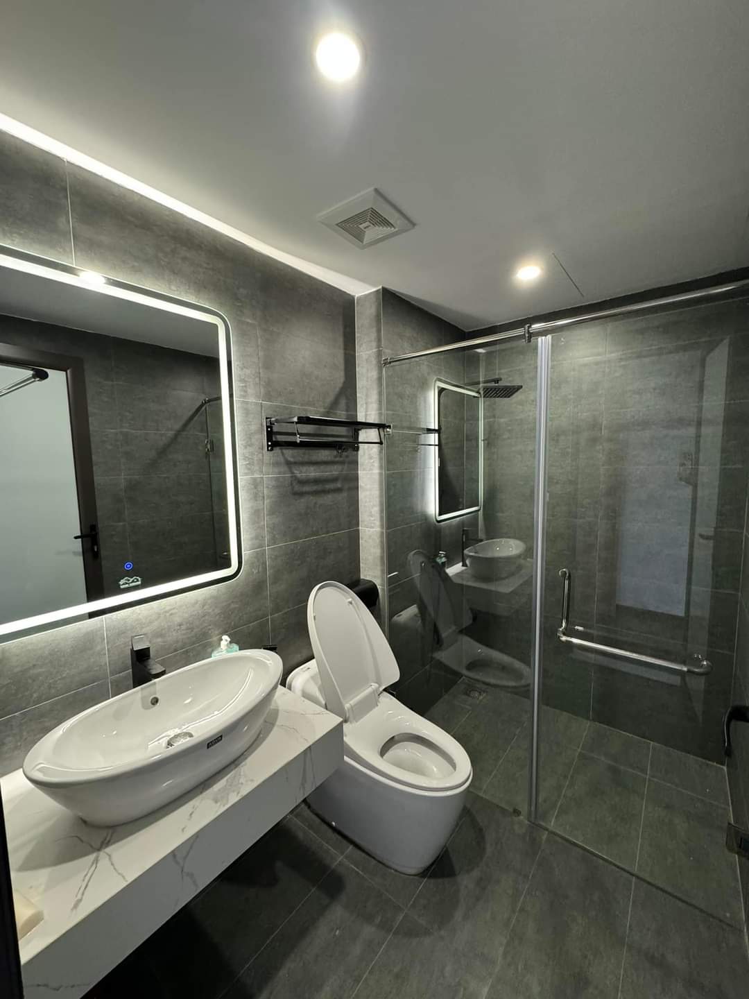 Bán nhà Vân Canh 45M 6 Tầng, thang máy đường 7m, vỉa hè 2m, kinh doanh, ô tô đỗ 7