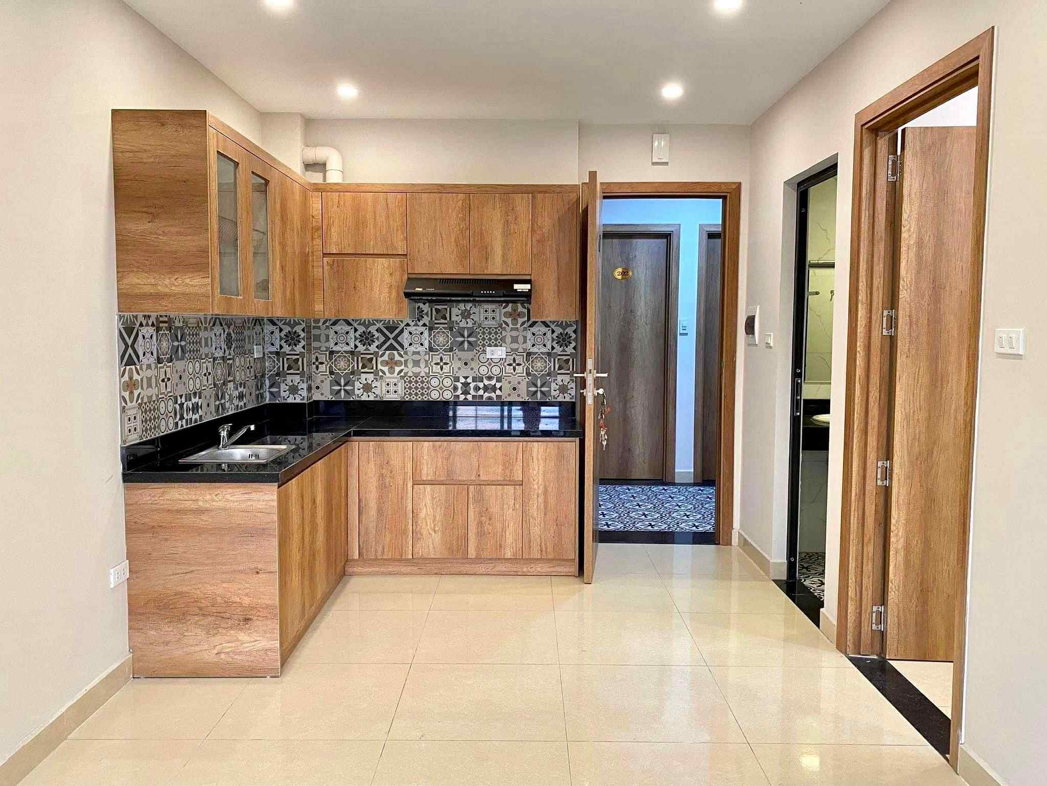 bán toà nhà Apartment Ngọc Thuỵ, 2 sàn văn phòng + 15 căn hộ khép kín, dòng tiền 130tr/tháng 4