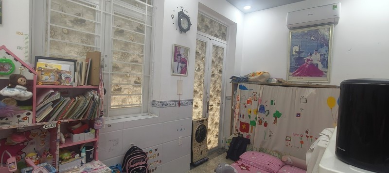 Bán nhà đường 168, Phước Long A, Q.9. TP HCM. DT 85m2, 3 tầng, SH, giá 6.6 tỷ. 4