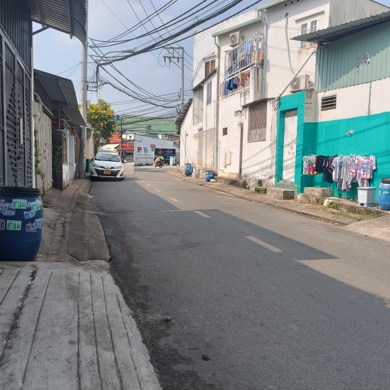 Bán nhà đường 494, Tăng Nhơn Phú A, Q9, TP HCM. DT 93m2, 2PN, SH. Giá  5.6 tỷ. LH: 5