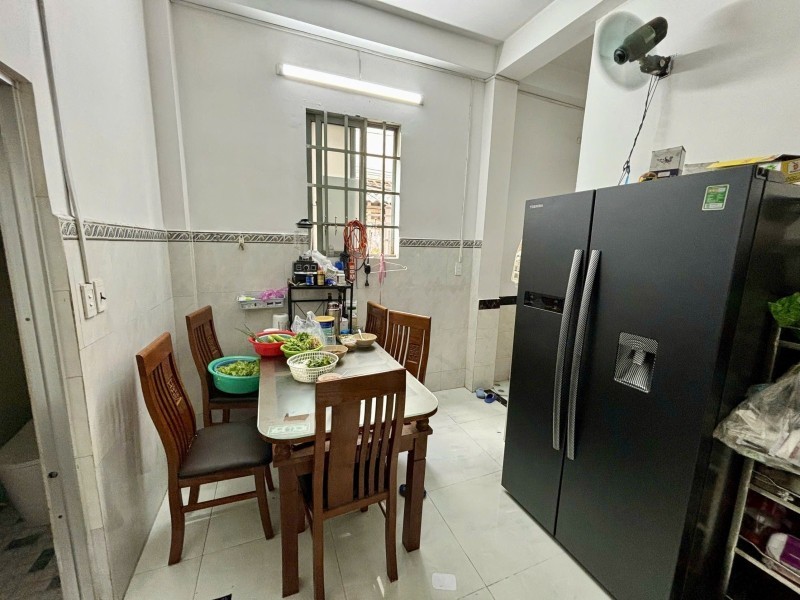 Bán nhà đường số 48 Hiệp Bình Chánh, Thủ Đức, TP HCM. DT 102m2, 2 tầng, 5PN, SH. Giá 6.1 tỷ. 2