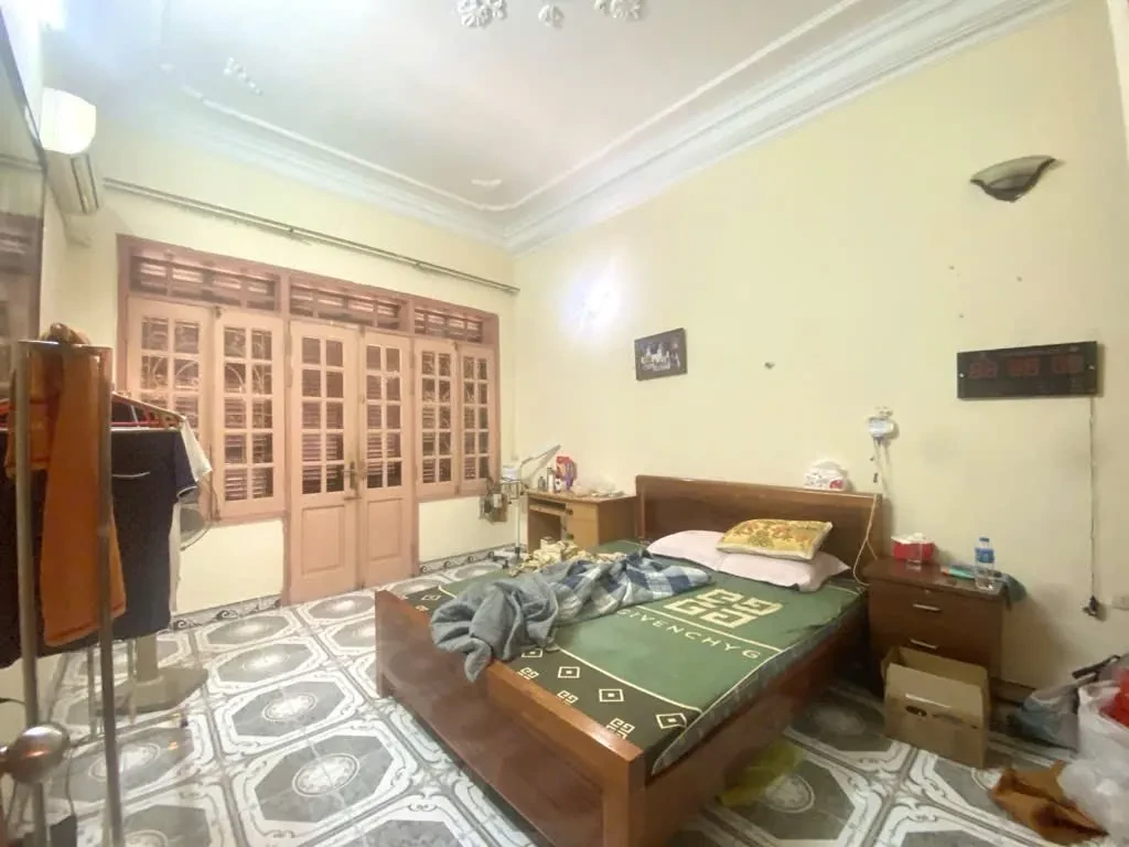 NHÀ DÂN XÂY-43M 5T-MẶT PHỐ TÂN ẤP BA ĐÌNH-NỞ HẬU-KINH DOANH ĐỈNH-TIỆN ÍCH BẠT NGÀN