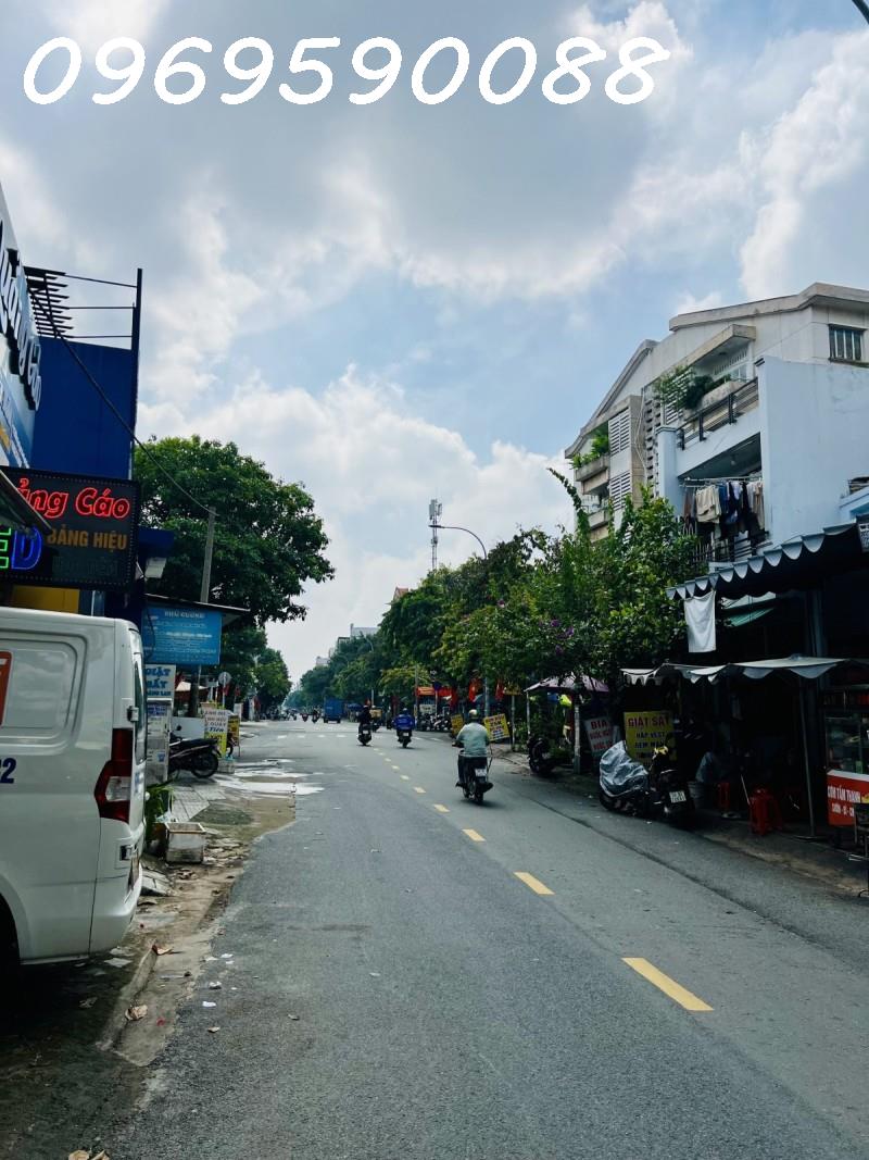 vị trí vàng tân phú: nhà hẻm độc lập 40m2 sổ hồng, giá 5.8 tỷ, đừng bỏ lỡ! 2