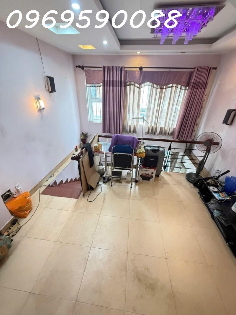 Nhà Tân Sơn Nhì, Q,TP 4x12 4 Tầng 5PN cách MT 30m giá 7 tỷ xx