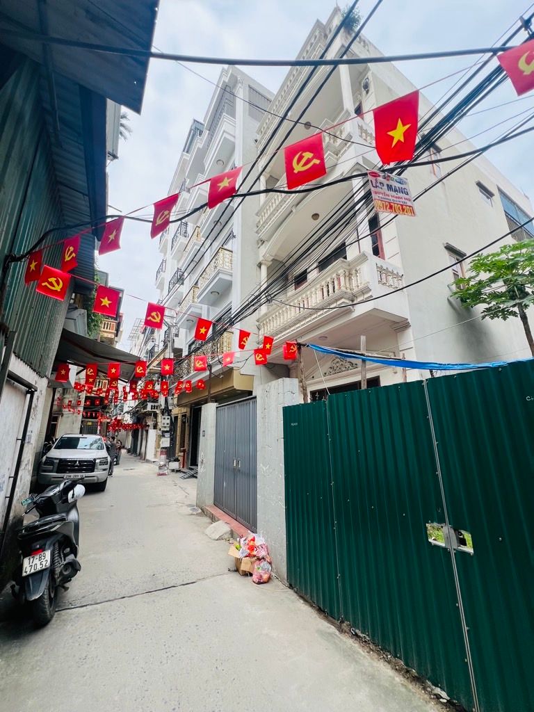 Cần bán Đất đường Tam Trinh, Phường Yên Sở, Diện tích 62m², Giá 12.9 Tỷ 2