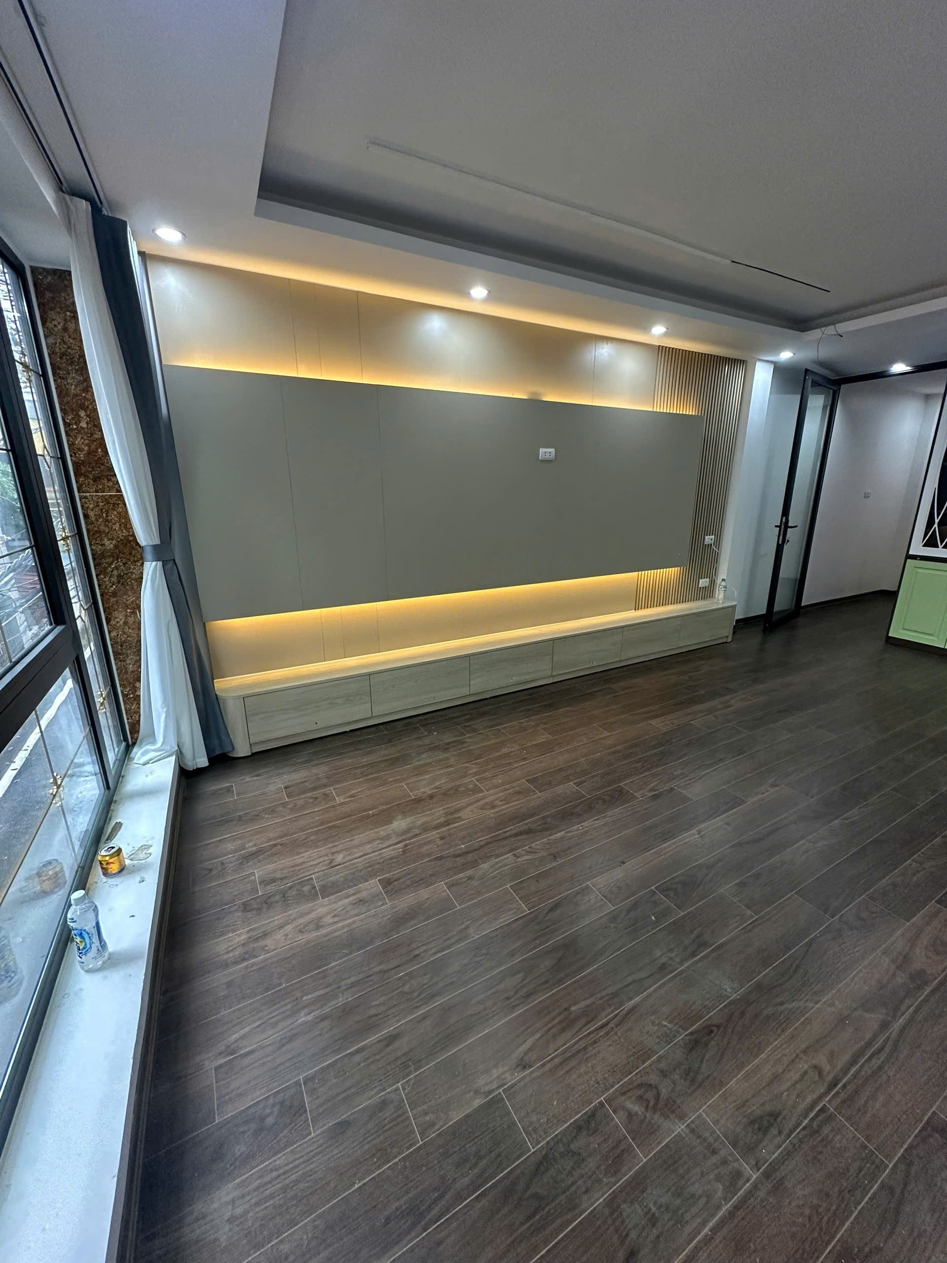 Nhà đẹp Đông La, An Khánh, ô tô qua nhà, đầy đủ nội thất, gần Công Viên Đông La, KĐT Đô Ng 11