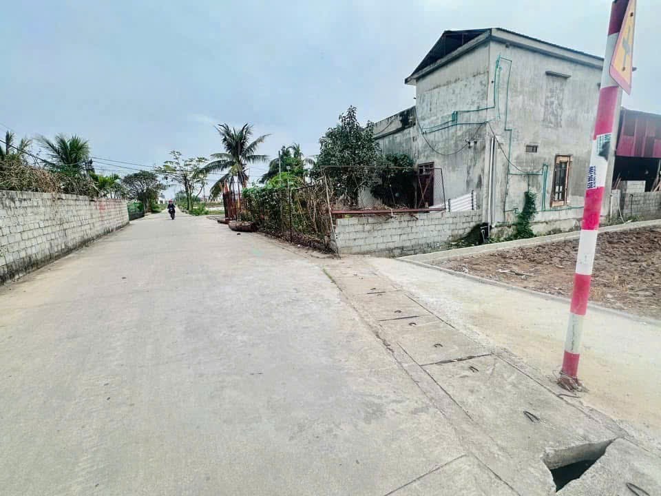 LÔ HIẾM TRUNG TÂM THANH SƠN – 61,2M² GIÁ CHỈ 1.3X TỶ – ZALO 0567 222 555 4